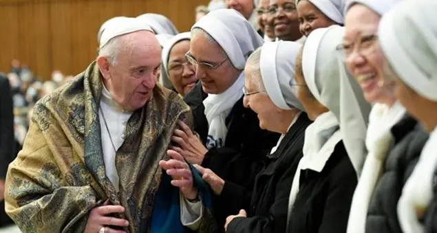 Il Papa: «Ricordiamo i malati di Aids, molti di loro non hanno accesso alle cure essenziali»