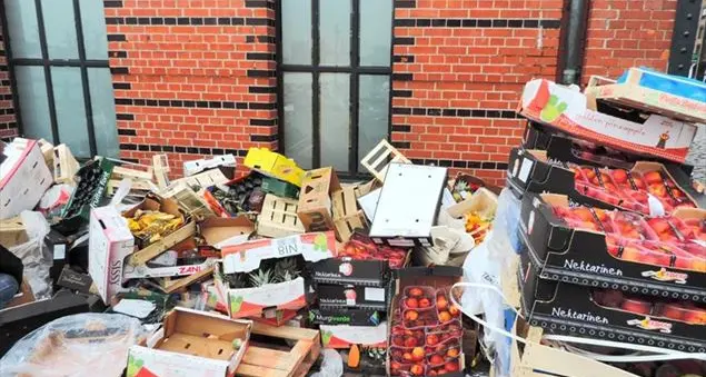 Dieci regole per evitare gli sprechi in cucina