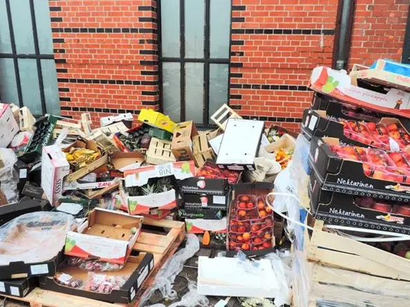 Dieci regole per evitare gli sprechi in cucina
