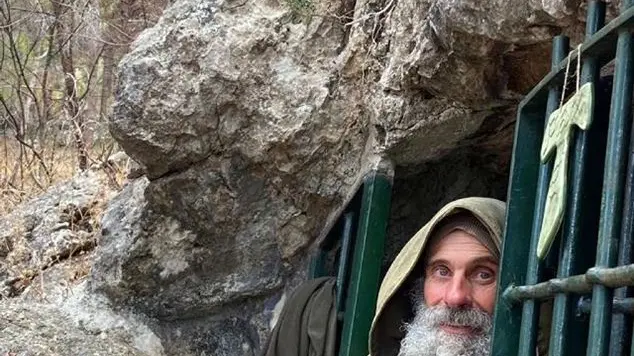 Palermo dedica una strada a fratel Biagio Conte a tre anni dalla morte: «Lasciai tutto per fare l’eremita e i miei andarono a Chi l’ha visto?»