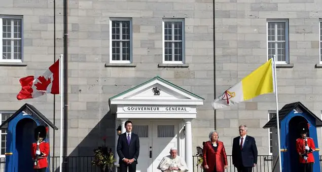 Il Papa ai politici: «Non guardate alla scadenza elettorale, ma alle future generazioni»