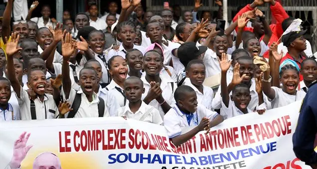 Francesco a Kinshasa, la grande festa dei cattolici congolesi per le strade della capitale