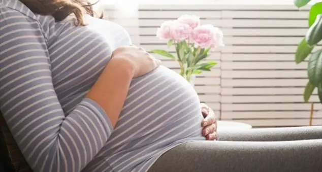 Lei non vuole il terzo figlio e lui minaccia di farlo con un'altra