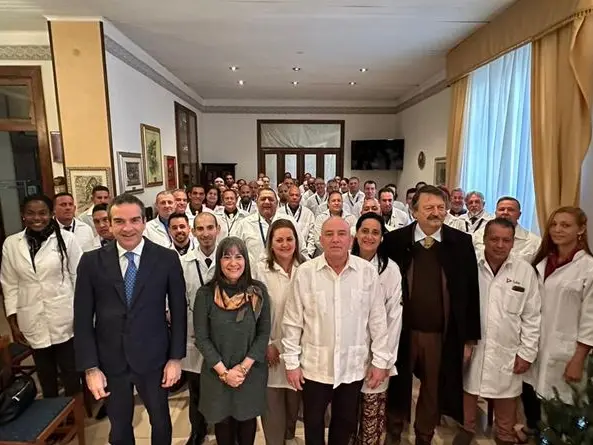 Per 51 medici cubani comincia la missione nella sanità calabrese