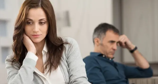 «L’ho sposata, le ho dato la cittadinanza, le mantengo il figlio. E lei si lamenta?»