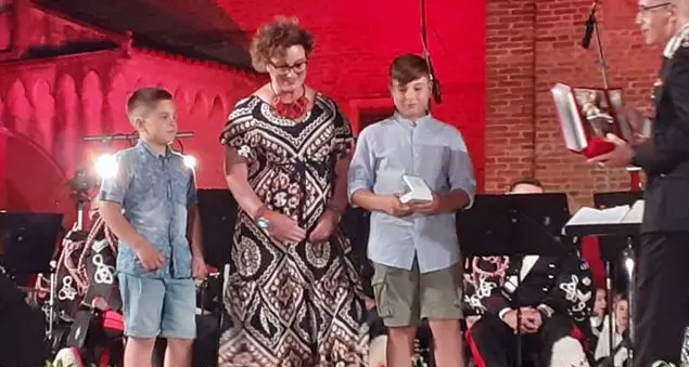 A Mattia, che aiuta il papà malato di alzheimer, il Premio della bontà