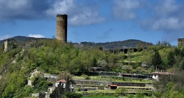 Una settimana di incontri al premio per ragazzi Il gigante delle Langhe