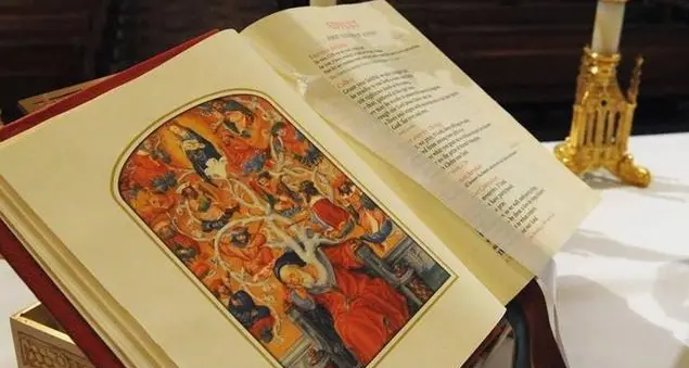 Né sciatte, né leziose. Le celebrazioni devono aiutare il dialogo con Dio