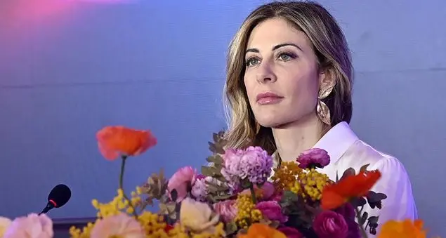 Nella seconda serata di Sanremo il monologo della Fagnani sulla scuola