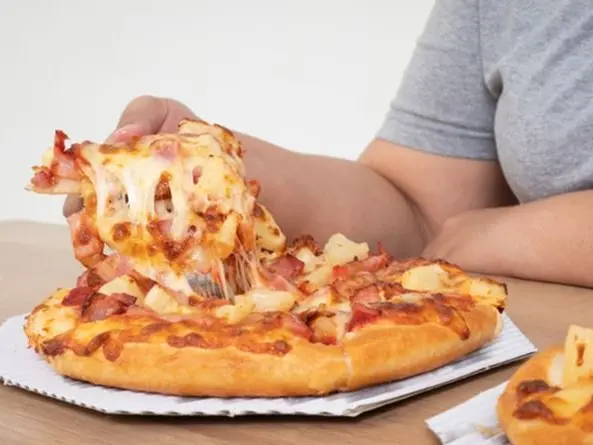 Come insegnare ai giovani a non sprecare il cibo?