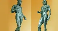 I Bronzi di Riace, segni particolari: bellissimi