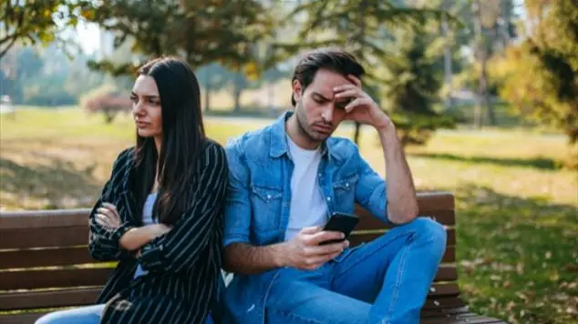 Amore tossico: «Anche il ragazzo va aiutato a capire che sbaglia»