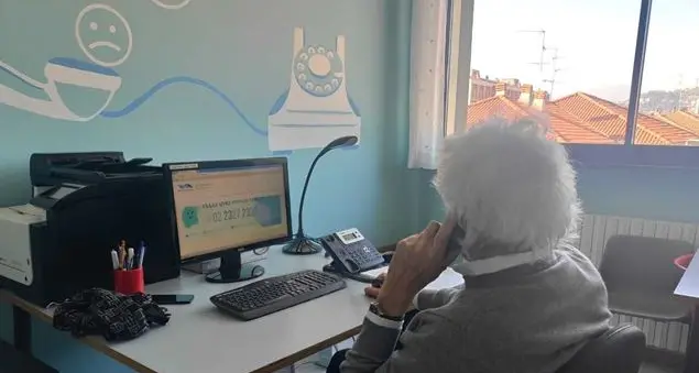 Una linea telefonica di aiuto durante le feste anche per chi è solo o in difficoltà