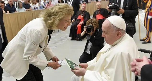 Papa Francesco e la tutela della biodiversità: «Non abbiamo bisogno di Prometeo, ma di un villaggio globale della cura»