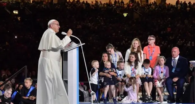 Chiesa, il futuro è famiglia