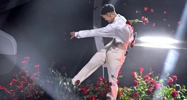 Caro Blanco, che prendi a calci la bellezza