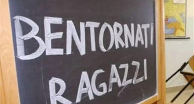 Delpini: «Andare a scuola è una grazia»