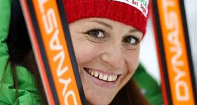L'ex sciatrice Elena Fanchini non ce l'ha fatta: ci aveva raccontato la sua lotta al tumore