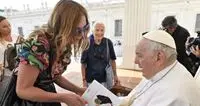 Il Papa: «Dio ci ama tutti e ci è vicino, con tenerezza»
