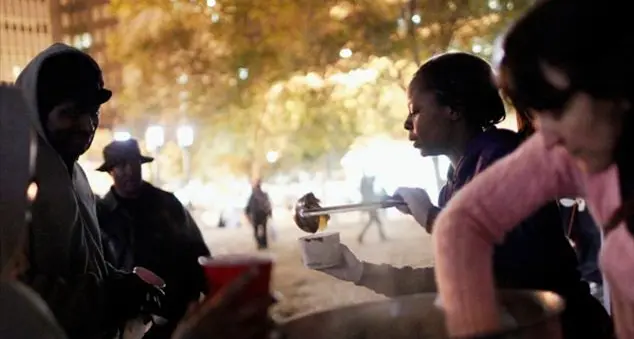 Ciò che resiste al Tempo e trapassa nell'eterno