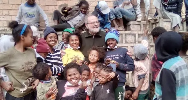 Dal Madagascar al Brasile, un aiuto a chi dona la sua vita agli ultimi del mondo