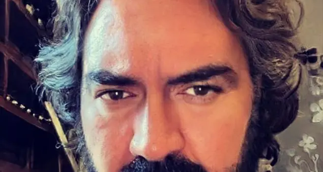 Il tenore Sciarpelletti porta l’arte italiana al centro della scena culturale serba