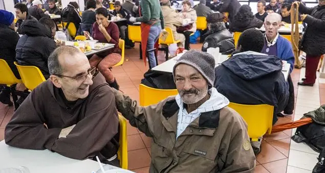 Grandi cuochi per i poveri dell'Opera San Francesco