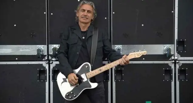 Countdown per Ligabue in collegamento su RTL 102.5 dall'Arena di Verona per un annuncio importante