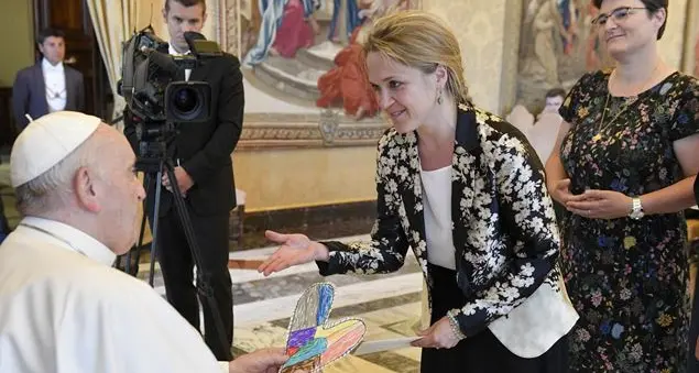 «L’utero in affitto pratica inumana che lede la dignità della donna»