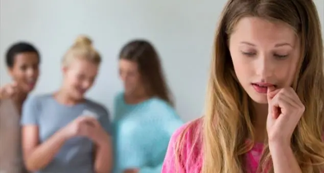 \"Ha offeso la sua amica via chat, eppure di solito è rispettoso!\"