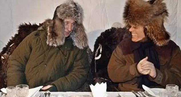 Berlusconi showman anche in politica estera