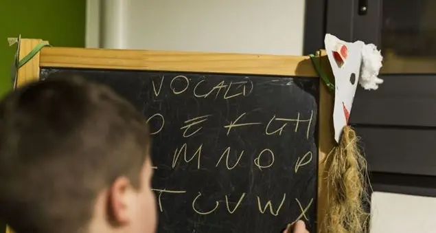 Donne, bambini e adolescenti: gli italiani invisibili nel rapporto WeWorld