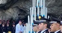 Davanti a Maria, in divisa e stellette: i militari a Lourdes, pregando per la pace