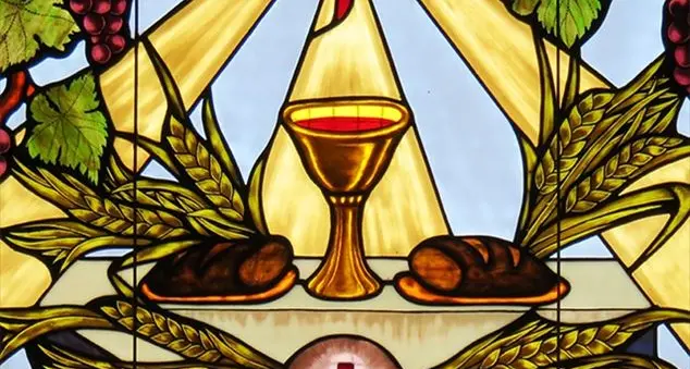 «Comunione eucaristica, perché a Messa si fa distinzione tra buoni e cattivi?»