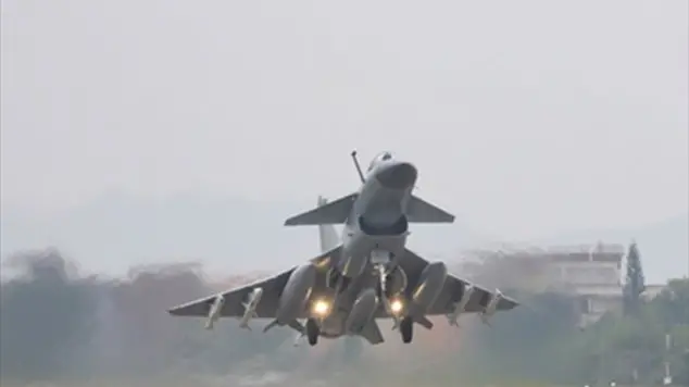 Il fiato della Cina sul collo di Taiwan