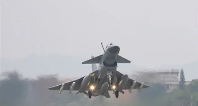 Il fiato della Cina sul collo di Taiwan