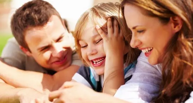 Un lavoratore su tre vuole allargare la famiglia, ma il 64% non riesce a bilanciare vita e lavoro