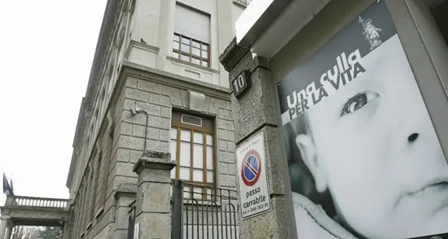 «Non giudicate la mamma di Enea: lo ha affidato, non lo ha abbandonato»