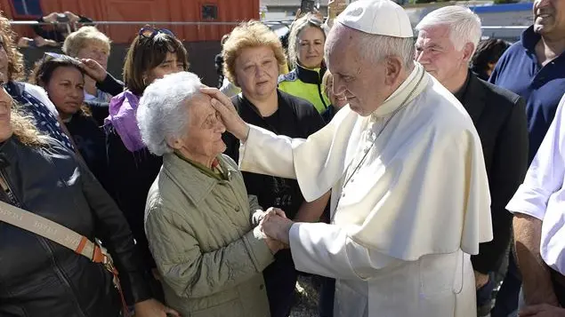 «Il Signore desidera che non lasciamo soli gli anziani come spesso accade oggi»