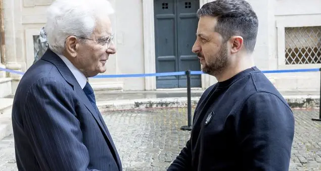 Mattarella rassicura Zelensky: \"L'Italia vi appoggia. La pace non deve essere una resa\"