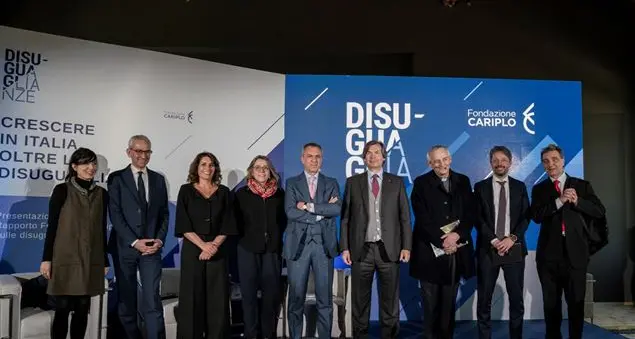 Il rapporto di Fondazione Cariplo: in Italia la scuola non aiuta a colmare le disuguaglianze