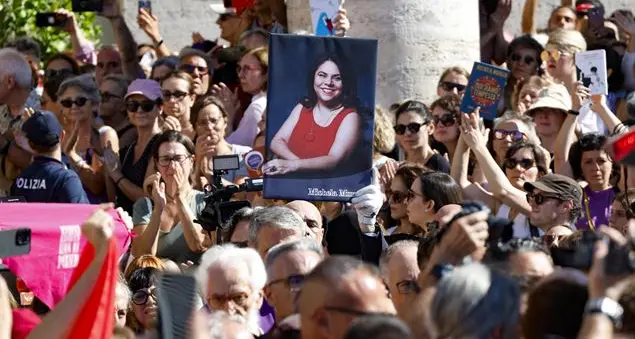 Peperoncini sulla bara e Bella ciao. L'addio commosso a Michela Murgia
