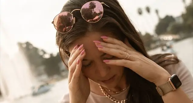 «Non ho figli e mi dedico agli anziani genitori. Mi sento in prigione»