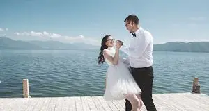 «Vado a ballare senza marito, mi devo sentire una scostumata?»