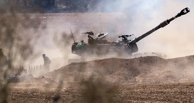 «Missili e droni? Oggi la guerra si combatte sui media (e con gli attacchi cyber) per crearsi tifosi nell’opinione pubblica»