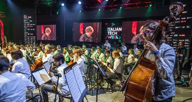 A Torino la sinfonia composta dall'Intelligenza artificiale (in base agli appunti di Beethoven)