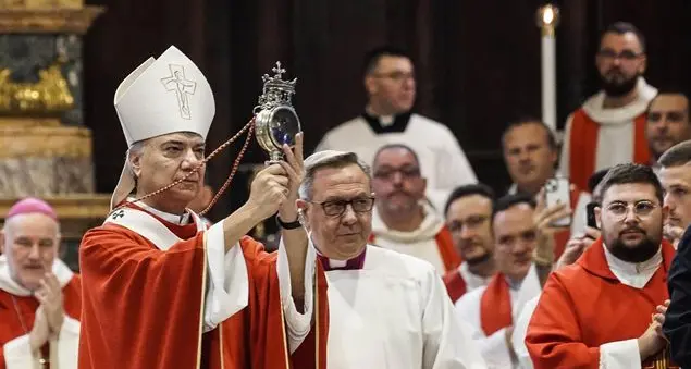 Si scioglie il sangue di San Gennaro: «Ora lavoriamo al miracolo di una città accogliente»