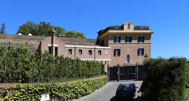 Il Papa fa tornare le suore nel monastero Mater Ecclesiae dove ha vissuto Benedetto XVI