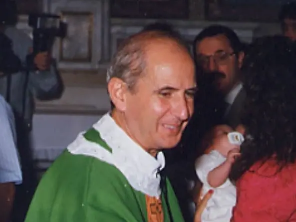 Caro Pif, lo sai che la mafia d'estate ha ucciso anche don Puglisi?