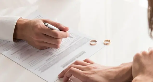 «Sono una catechista. Come parlare di adulterio ai tanti figli di genitori divorziati?»